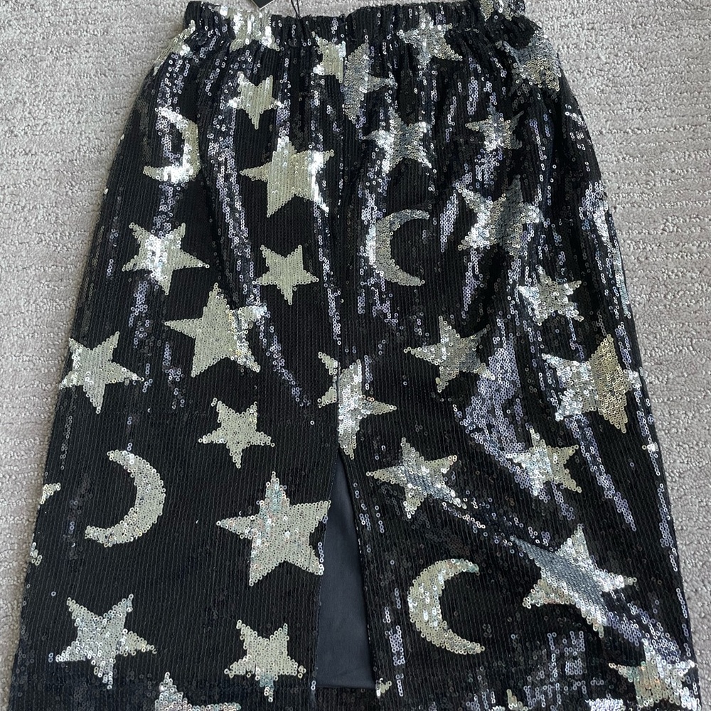Black and Silver Moons and Stars Sequin Skirt - Picture 5 of 6